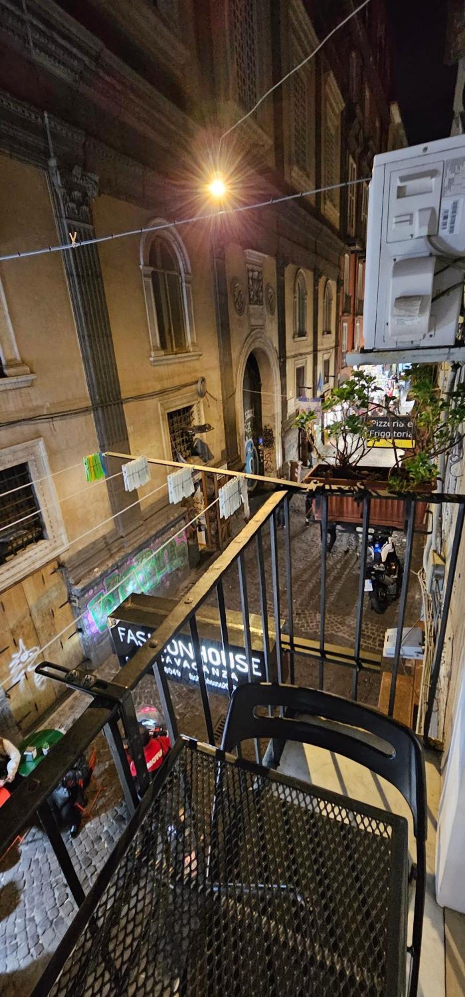 Fashion House Spaccanapoli Exterior photo